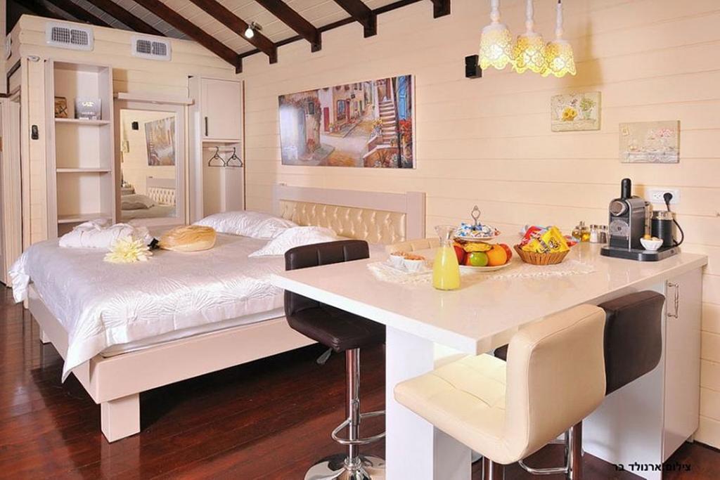 Between Sunrise And Sunset Suites Ya'ara Екстериор снимка